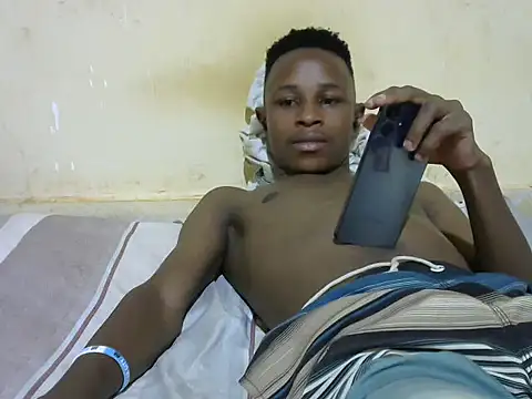 Snapshot of swthairydic chatting on 10-26-25, 04:02 swthairydic online show from 10-26-25, 04:02