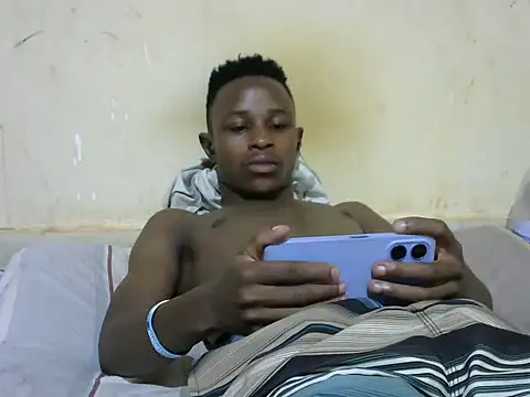 Snapshot of swthairydic chatting on 11-07-25, 09:15 swthairydic online show from 11-07-25, 09:15