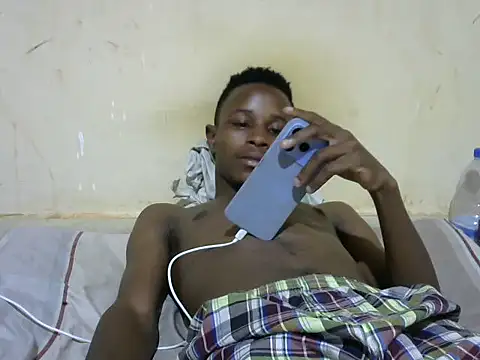 Snapshot of swthairydic chatting on 11-15-25, 05:09 swthairydic online show from 11-15-25, 05:09