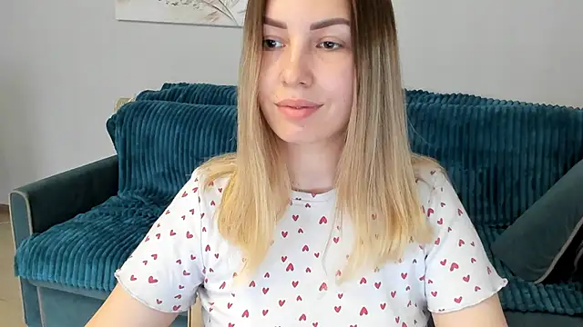 Mia shy1 online show from 02-18-25, 07:54