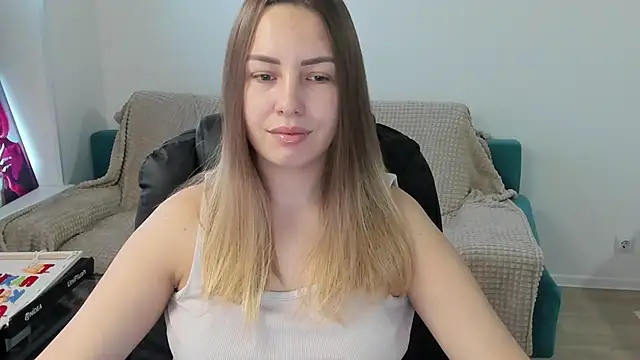 Mia shy1 online show from 12-14-25, 06:30