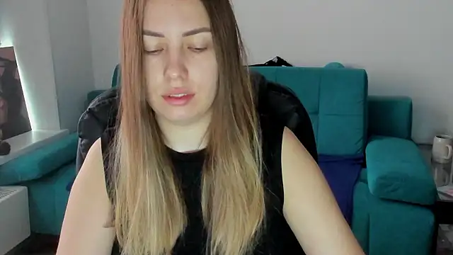 Snapshot of Mia_shy1 chatting on 02-27-26, 05:40 Mia shy1 online show from 02-27-26, 05:40