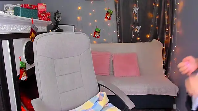 Snapshot of Anny_Jey_ chatting on 12-25-24, 10:48 Anny Jey online show from 12-25-24, 10:48