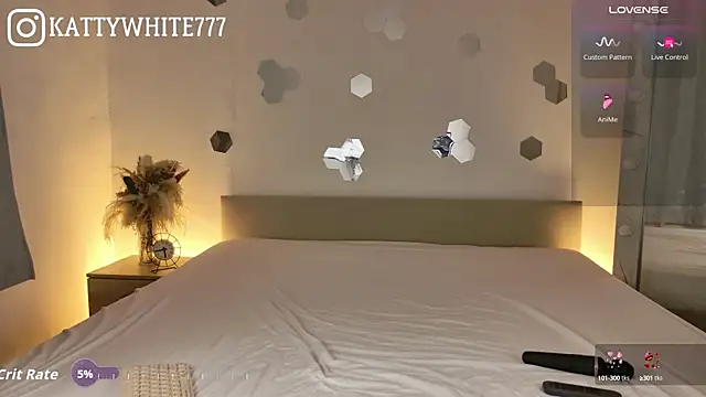 -KATTY- online show from 10-13-25, 08:53