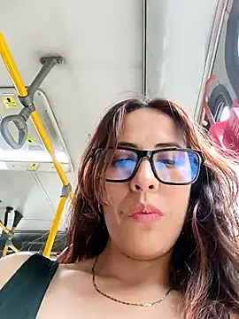 Snapshot of Lena-32 chatting on 03-20-25, 04:53 Lena-32 online show from 03-20-25, 04:53