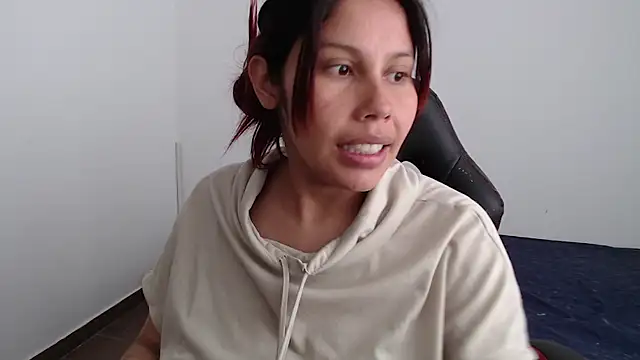 Ashley A online show from 02-01-25, 06:19