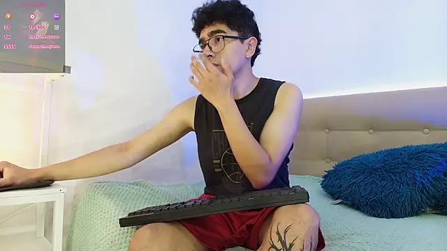  nickconnor01 online show from 11-21-25, 11:47