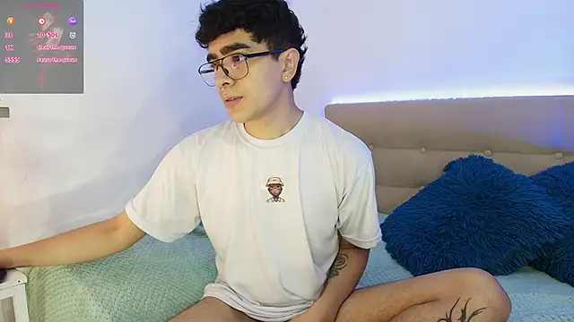  nickconnor01 online show from 11-24-25, 08:19