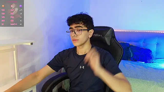  nickconnor01 online show from 12-03-25, 05:11