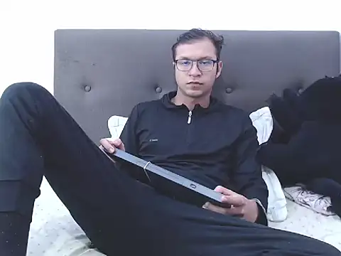 andy loverxx online show from 02-07-26, 01:42