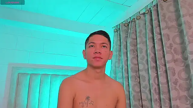 JulianRose 1 online show from 01-17-25, 11:06
