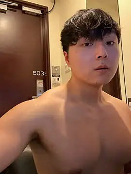 Snapshot of Tkcqcc chatting on 10-28-25, 11:58 Tkcqcc online show from 10-28-25, 11:58