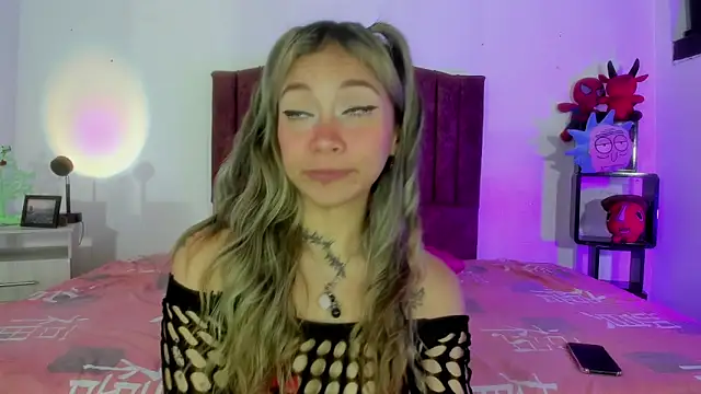 alisson zafiro  online show from 12-10-24, 10:28