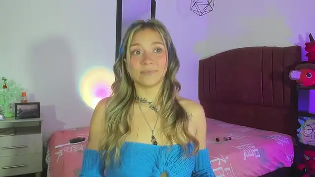 alisson zafiro  online show from 12-17-24, 12:22