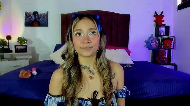 alisson zafiro  online show from 01-11-25, 03:20