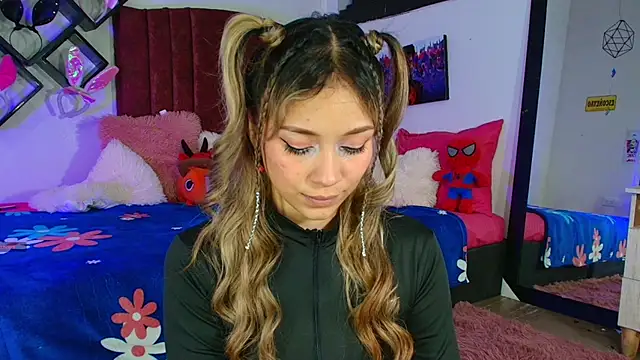 alisson zafiro  online show from 02-22-25, 03:12