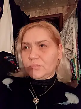 Snapshot of Minna_Jeannie chatting on 11-21-25, 02:10 Minna Jeannie online show from 11-21-25, 02:10