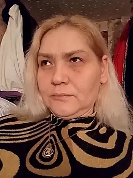 Snapshot of Minna_Jeannie chatting on 12-01-25, 02:38 Minna Jeannie online show from 12-01-25, 02:38