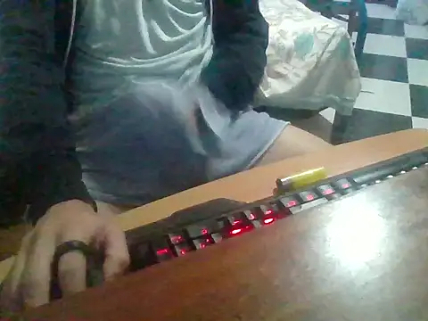 Snapshot of CummedCock chatting on 10-01-25, 10:54 CummedCock online show from 10-01-25, 10:54