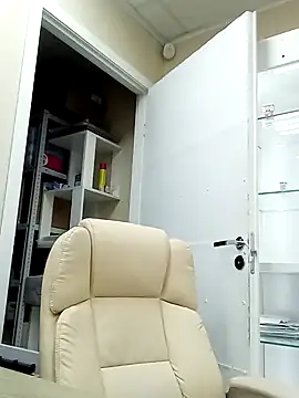 FantasyMichelle online show from 01-12-25, 07:00