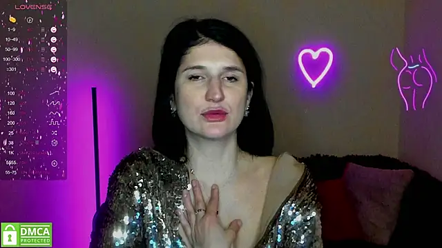 Snapshot of Alianna_Solo_Kisses chatting on 02-19-25, 03:38 Alianna Solo Kisses online show from 02-19-25, 03:38