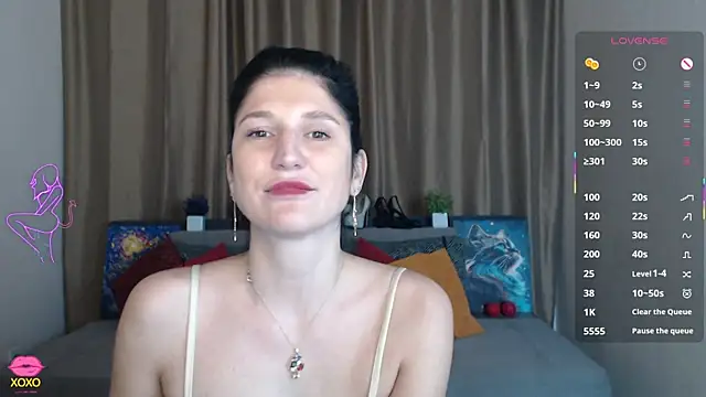 Snapshot of Alianna_Solo_Kisses chatting on 03-20-25, 12:22 Alianna Solo Kisses online show from 03-20-25, 12:22