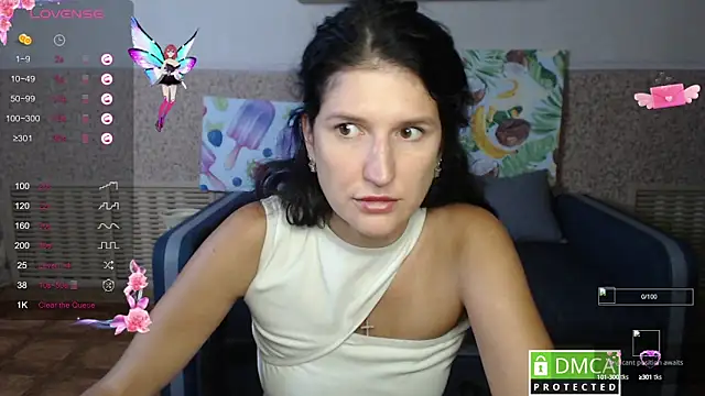 Snapshot of Alianna_Solo_Kisses chatting on 09-10-25, 05:29 Alianna Solo Kisses online show from 09-10-25, 05:29