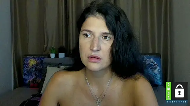 Snapshot of Alianna_Solo_Kisses chatting on 09-11-25, 11:21 Alianna Solo Kisses online show from 09-11-25, 11:21