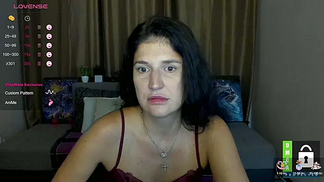 Snapshot of Alianna_Solo_Kisses chatting on 09-25-25, 11:25 Alianna Solo Kisses online show from 09-25-25, 11:25