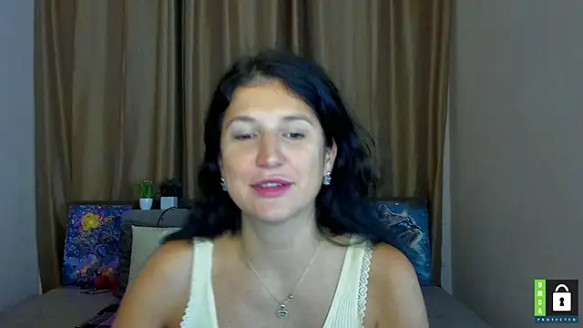 Snapshot of Alianna_Solo_Kisses chatting on 11-07-25, 06:35 Alianna Solo Kisses online show from 11-07-25, 06:35