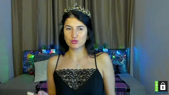 Snapshot of Alianna_Solo_Kisses chatting on 11-25-25, 06:24 Alianna Solo Kisses online show from 11-25-25, 06:24