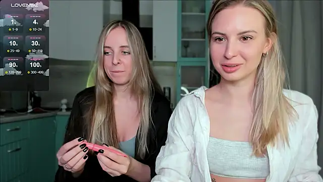 Snapshot of Sp1cyme chatting on 12-20-24, 02:16 Sp1cyme online show from 12-20-24, 02:16