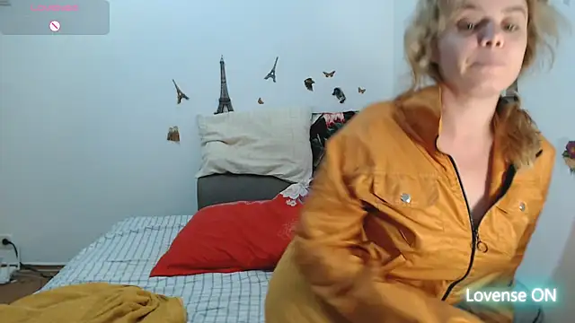 hotmilf4uxxx online show from 11-17-25, 11:05