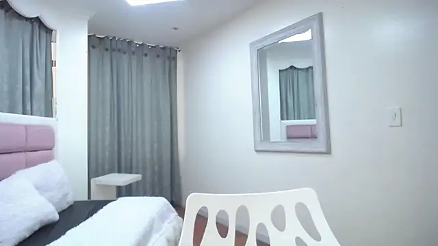 IssadoraJames online show from 02-07-25, 06:34