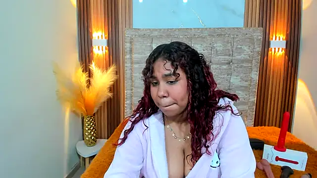 Lizzie Williams  online show from 02-05-25, 07:18