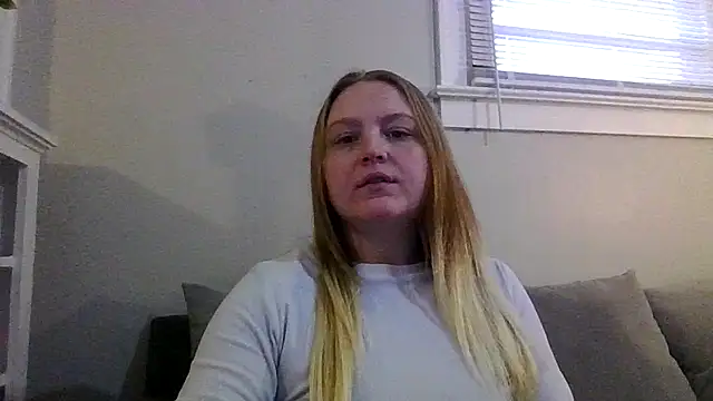 PhatAssBlond online show from 02-15-25, 03:39