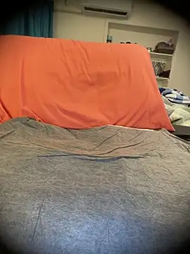 Snapshot of AllieCatWhore chatting on 11-05-25, 11:43 AllieCatWhore online show from 11-05-25, 11:43