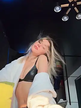 SSSATIVA model online show from 10-25-25, 05:26