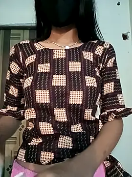 Raya-Moni online show from 11-14-25, 01:54