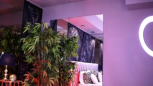 NicoleCellini online show from 01-06-26, 07:50