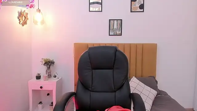 Christina Johns online show from 03-16-26, 04:00