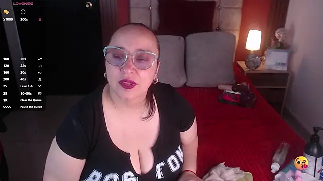 Natasha26  online show from 09-29-25, 07:19