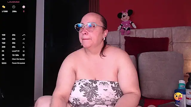 Natasha26  online show from 09-30-25, 07:19