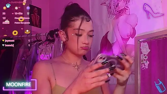 moonfiredancer online show from 10-21-25, 10:27