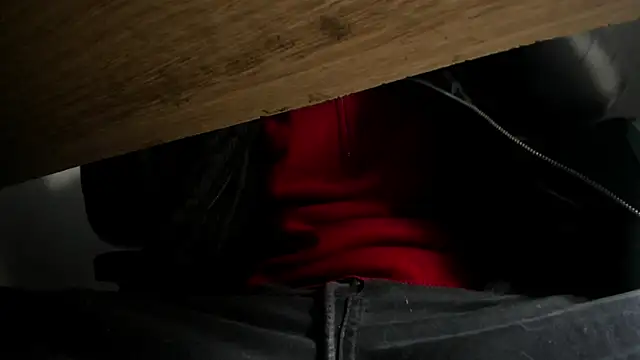 s sven03 online show from 12-18-24, 04:42