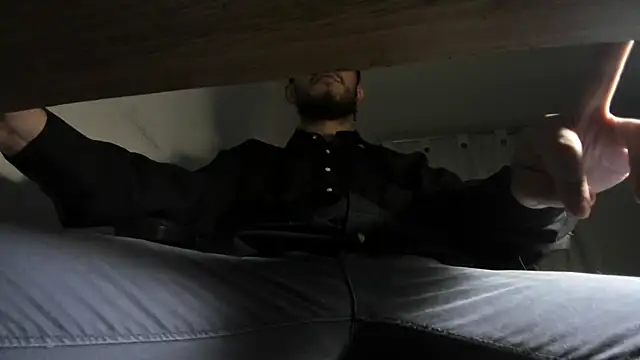 s sven03 online show from 02-01-25, 03:08