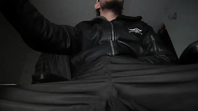 s sven03 online show from 09-18-25, 08:05