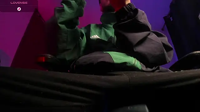 s sven03 online show from 12-16-25, 10:59