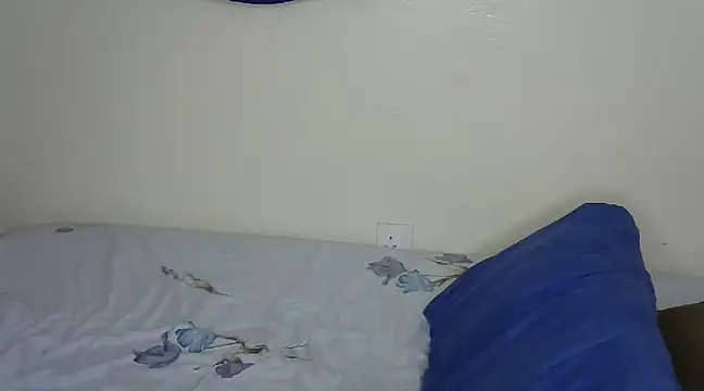Rasta tattooed online show from 03-12-25, 04:24