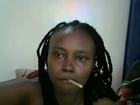 Rasta tattooed online show from 09-19-25, 04:18